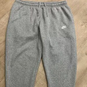 Nike Sportswear Club Fleece Joggers Men's XXL 2XL Gray Sweatpants Embroidered